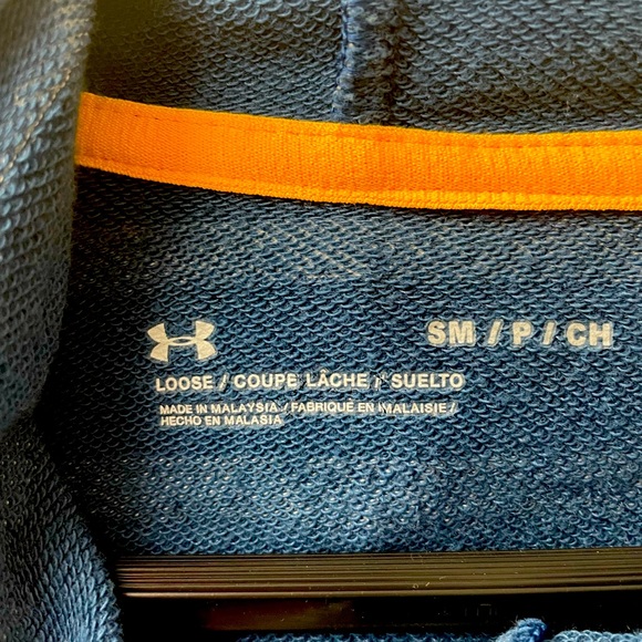 Women’s S/M Under Armour Hoodie - Picture 3 of 3